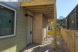 2124 Burton Dr, Austin, TX 78741 - Photo 16