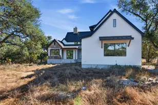 1742 Paradise Pkwy, Canyon Lake, TX 78133 - Photo 2