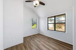 1811 Waterston Ave, Austin, TX 78703 - Photo 12