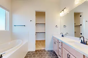 137 Bishop Wood Rd, Dripping Springs, TX 78620 - Photo 20