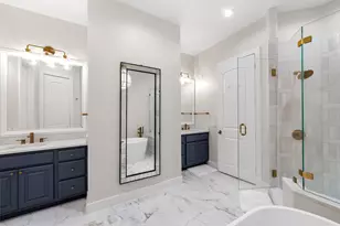 1529 Barton Springs Rd, Austin, TX 78704 - Photo 18