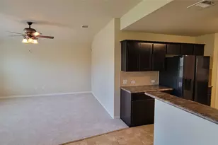 207 Wildcat Dr, Bastrop, TX 78602 - Photo 8