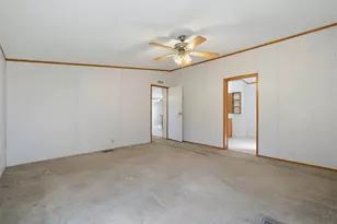 114 Pleasant Grove Loop, Elgin, TX 78621 - Photo 6