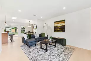 7503 Carriage Dr, Austin, TX 78752 - Photo 6