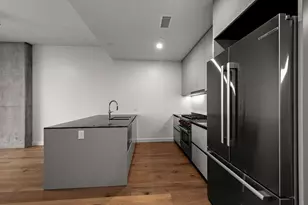 610 Davis St, Austin, TX 78701 - Photo 4