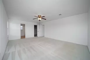 180 Beech Dr, Kyle, TX 78640 - Photo 18