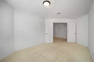 180 Beech Dr, Kyle, TX 78640 - Photo 8