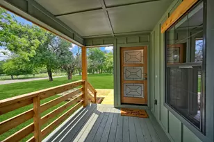 700 Rice St, Rockdale, TX 76567 - Photo 2