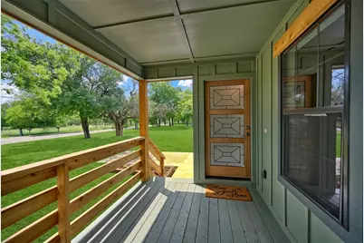 700 Rice Street, Rockdale, TX 76567 - Photo 2