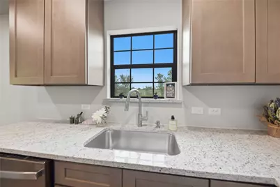 700 Rice Street, Rockdale, TX 76567 - Photo 10