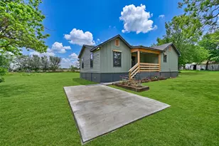 700 Rice St, Rockdale, TX 76567 - Photo 16