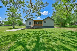 700 Rice St, Rockdale, TX 76567 - Photo 1