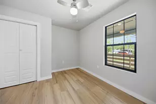 700 Rice St, Rockdale, TX 76567 - Photo 28