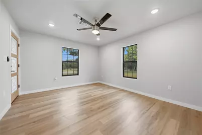 700 Rice Street, Rockdale, TX 76567 - Photo 26
