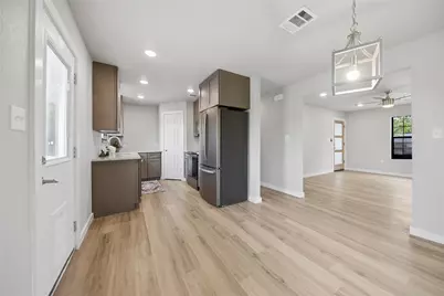 700 Rice Street, Rockdale, TX 76567 - Photo 8