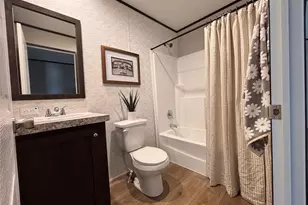 149 Castellana Wy, Elgin, TX 78621 - Photo 8