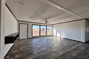 149 Castellana Wy, Elgin, TX 78621 - Photo 14