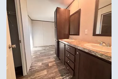 149 Castellana Way, Elgin, TX 78621 - Photo 6