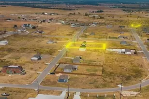 149 Castellana Wy, Elgin, TX 78621 - Photo 16