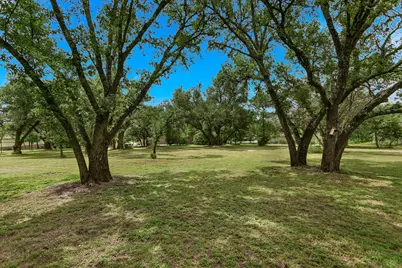 101 Paloma Place, Liberty Hill, TX 78642 - Photo 34
