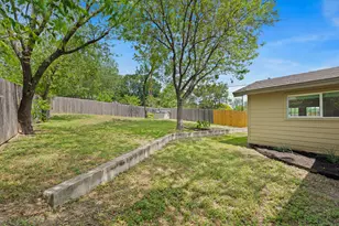 2507 Glen Springs Way, Austin, TX 78741 - Photo 24