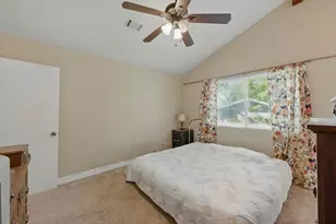 4802 Peach Grove Ct, Austin, TX 78744 - Photo 4