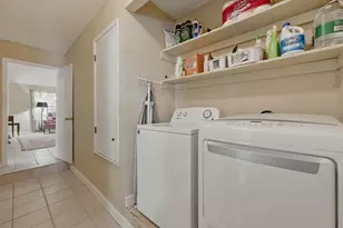 4802 Peach Grove Ct, Austin, TX 78744 - Photo 10