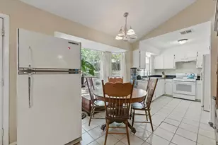 4802 Peach Grove Ct, Austin, TX 78744 - Photo 2