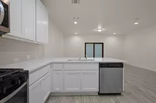 2004 Arendale Dr, Leander, TX 78641 - Photo 10