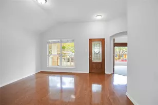 281 Hutton, Kyle, TX 78640 - Photo 4