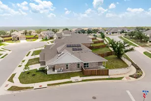 900 Balsora Cv, Georgetown, TX 78628 - Photo 32