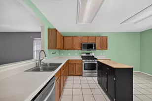 108 Remington Dr, Kyle, TX 78640 - Photo 6