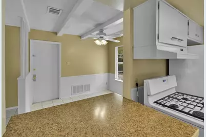 1902 Fair Oaks Drive, Austin, TX 78745 - Photo 12