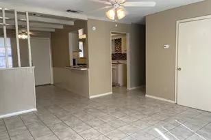 1902 Fair Oaks Dr, Austin, TX 78745 - Photo 4