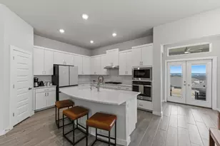 1209 Bluewood Bend, Leander, TX 78641 - Photo 8