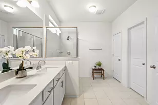 211 Brookside St, Hutto, TX 78634 - Photo 18