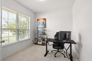 211 Brookside St, Hutto, TX 78634 - Photo 10