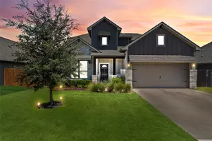 211 Brookside St, Hutto, TX 78634 - Photo 4