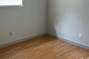 1107-4 Pine St, Bastrop, TX 78602 - Photo 8