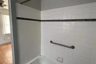 1107-4 Pine St, Bastrop, TX 78602 - Photo 2