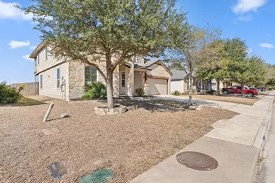 843 Avery Parkway, New Braunfels, TX 78130 - Photo 4