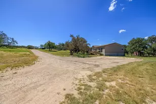 429 Spanish Oak Trail, Harper, TX 78631 - Photo 36