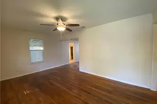 1018 Mead Street #A St, San Marcos, TX 78666 - Photo 4