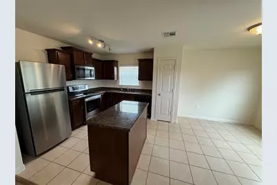 19400 Tayshas Street, Manor, TX 78653 - Photo 4