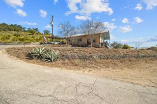 450 Eagles Nest Dr, Wimberley, TX 78676 - Photo 4