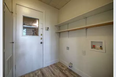 8005 Northforest Drive, Austin, TX 78759 - Photo 16