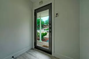 8005 Northforest Dr, Austin, TX 78759 - Photo 4