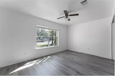 315 E Bello Drive E, Leander, TX 78641 - Photo 12