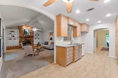 8610 Melshire Drive, Austin, TX 78757 - Photo 14