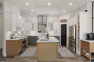 801 Ivy Dr, Pflugerville, TX 78660 - Photo 8